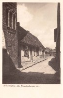 /album/fotogalerie-brandenburger-tor/brandenburger-tor-mit-fachwerkhausern-mauerstrasse-1943-web-jpg1/